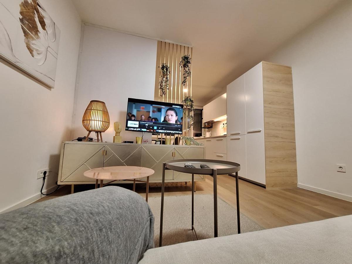 Dolly Apartment Zagreb Exteriör bild